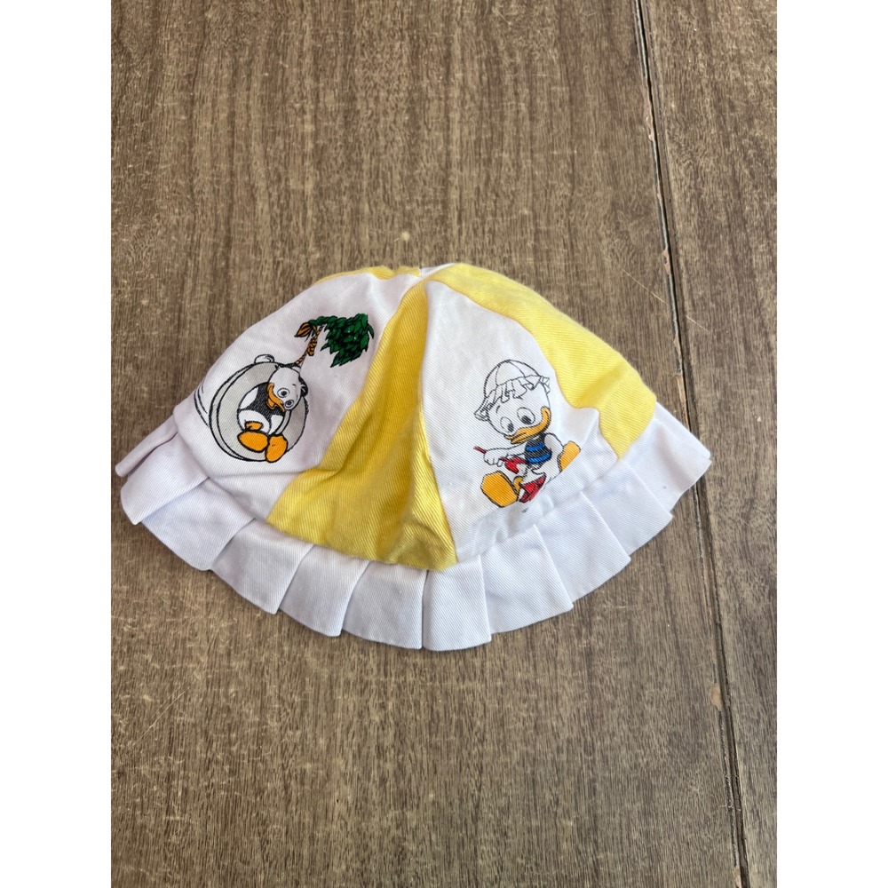 Vintage Disneyland World Infant Baby Summer Sun Hat Yellow And White Donald Duck